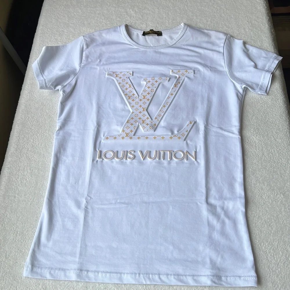 New Men’s T-Shirt - Picture 2 of 9